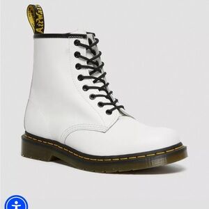 Dr. Martens 1460 smooth leather lace up boots